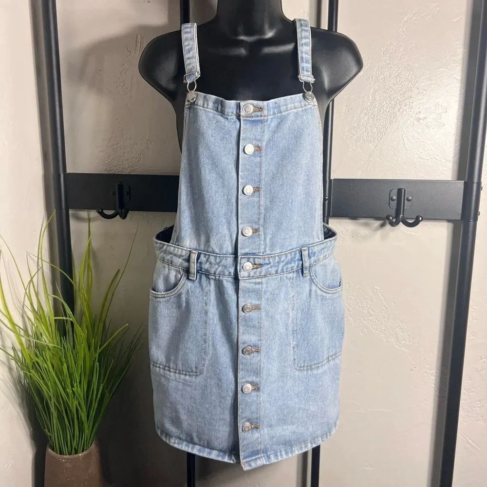 PacSun light wash denim overall mini dress Size Medium - Picture 7 of 11